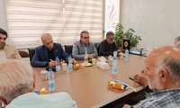 بررسی مسائل و مطالبات فعالان صنعت گل و گیاه محلات با حضور نماینده مجلس، فرماندار و مدیرعامل شرکت گاز استان مرکزی برگزار شد