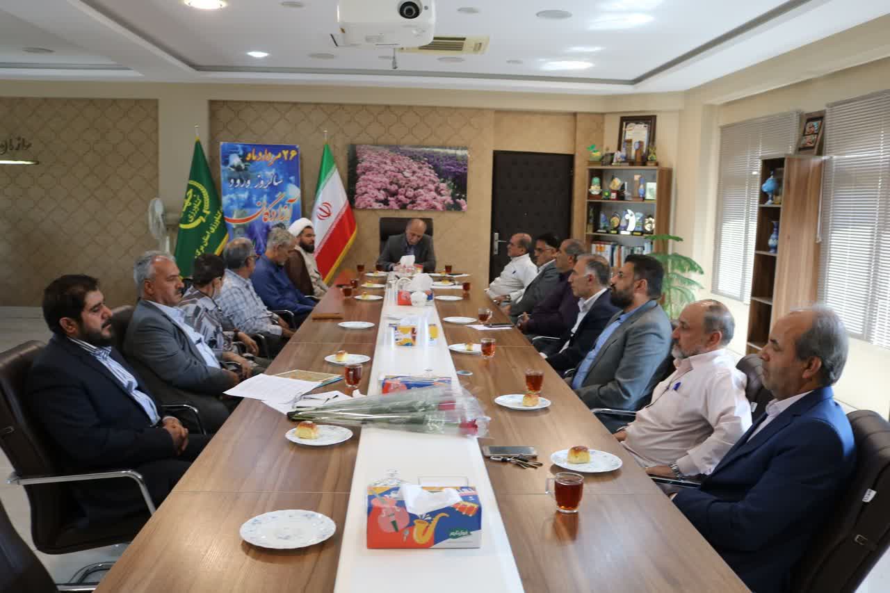 رئیس سازمان جهاد کشاورزی استان مرکزی با آزادگان سرافراز به مناسبت سالروز ورود آزادگان به میهن اسلامی