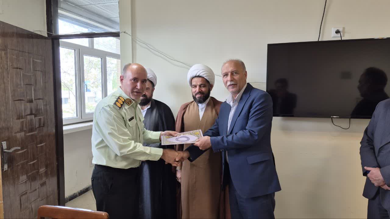 دیدار رئیس سازمان جهاد کشاورزی استان مرکزی با فرمانده یگان حفاظت اراضی کشاورزی به مناسبت هفته نیروی انتظامی